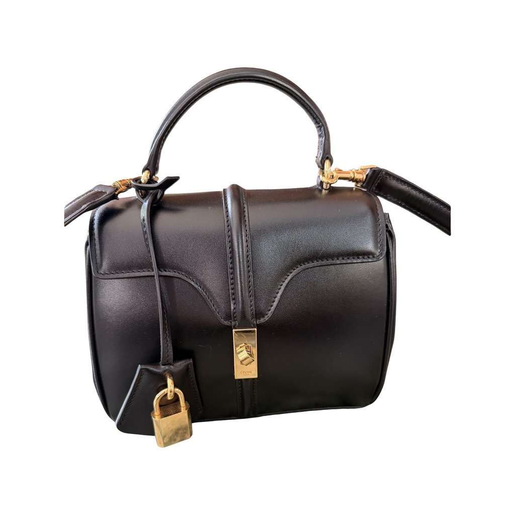 Celine Small 16 Bag Black Leather Very good condition - Front View