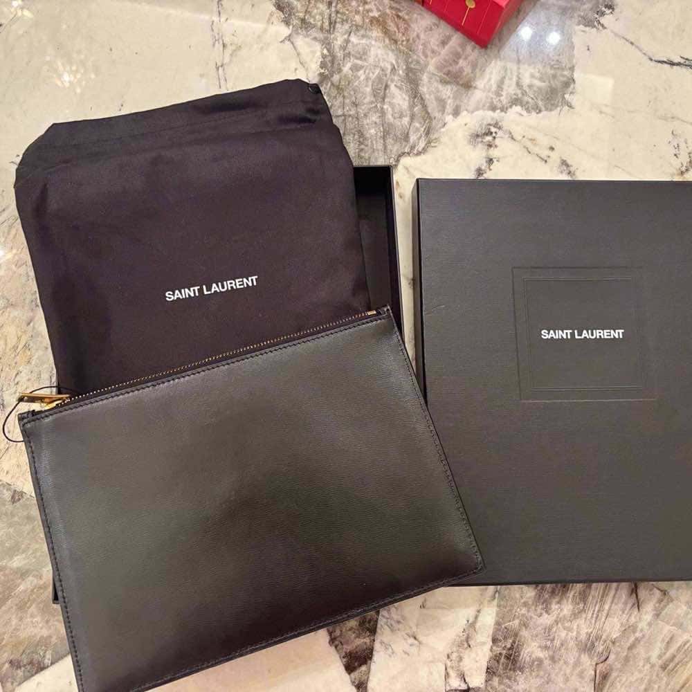 Saint Laurent Raffia Clutch Black Rattan Gold Very good - Inside View