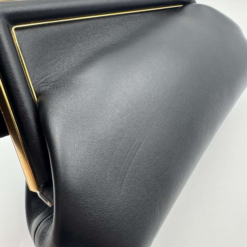 Fendi First Black Leather Very good - Box View