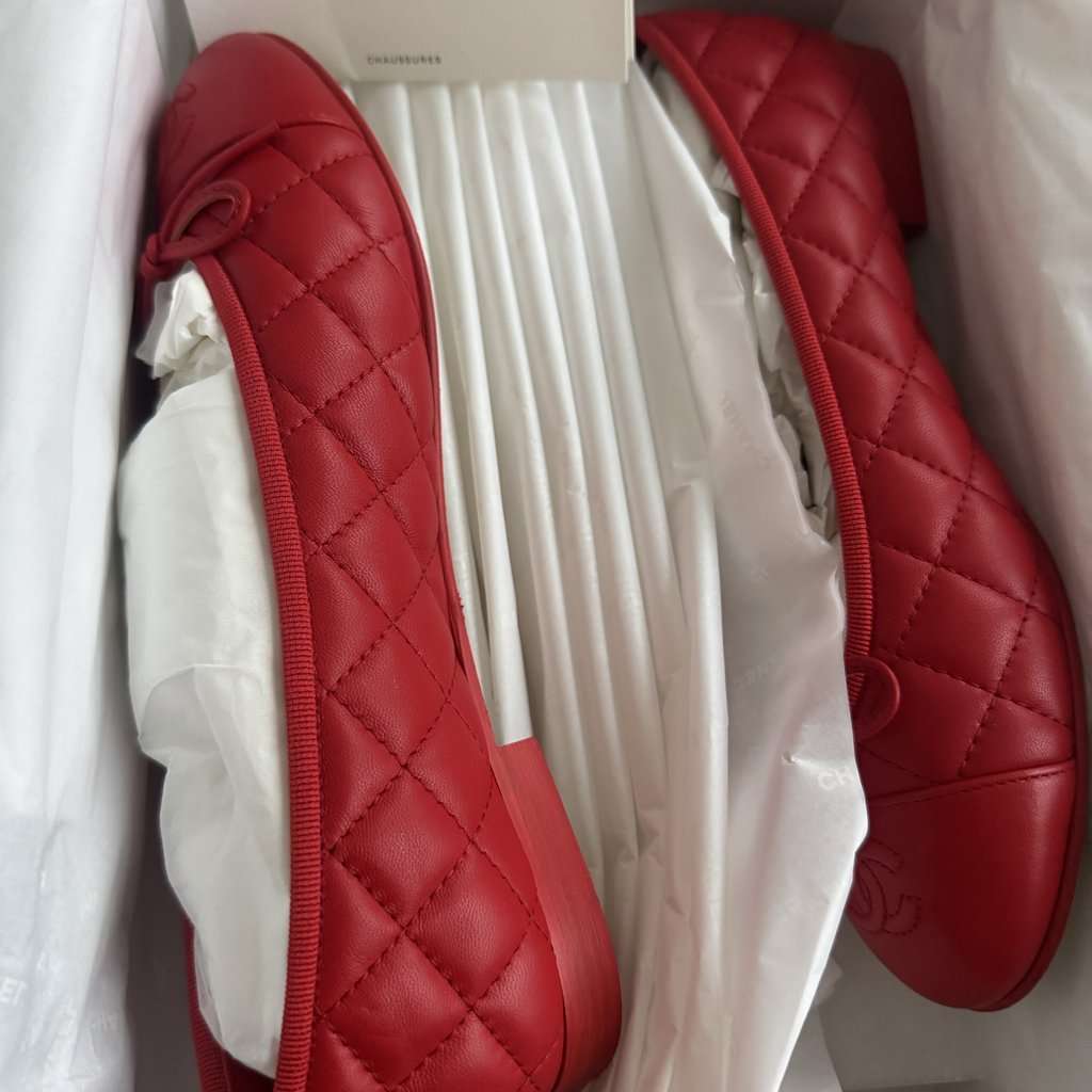 Chanel Ballerinas Shoes Red Leather Never worn, with tag - Inside View