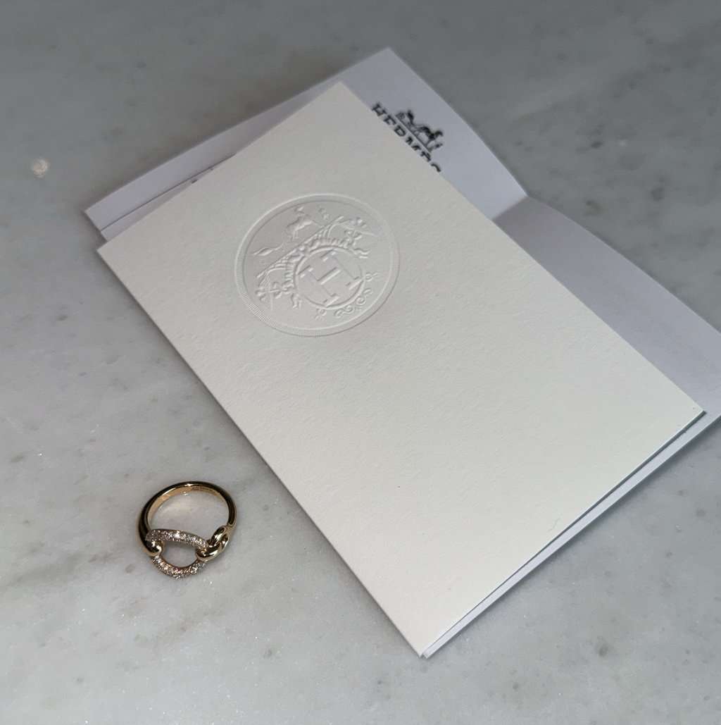 Hermès Filet dOr Ring Gold Rose Gold Never worn - Model View