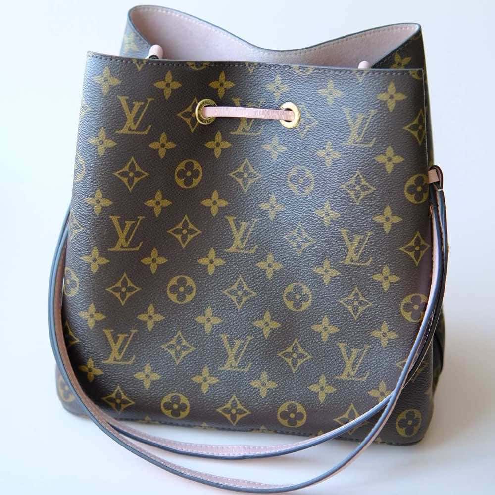 Louis Vuitton NeoNoe MM Canvas Pink Canvas Gold Very good - Back View
