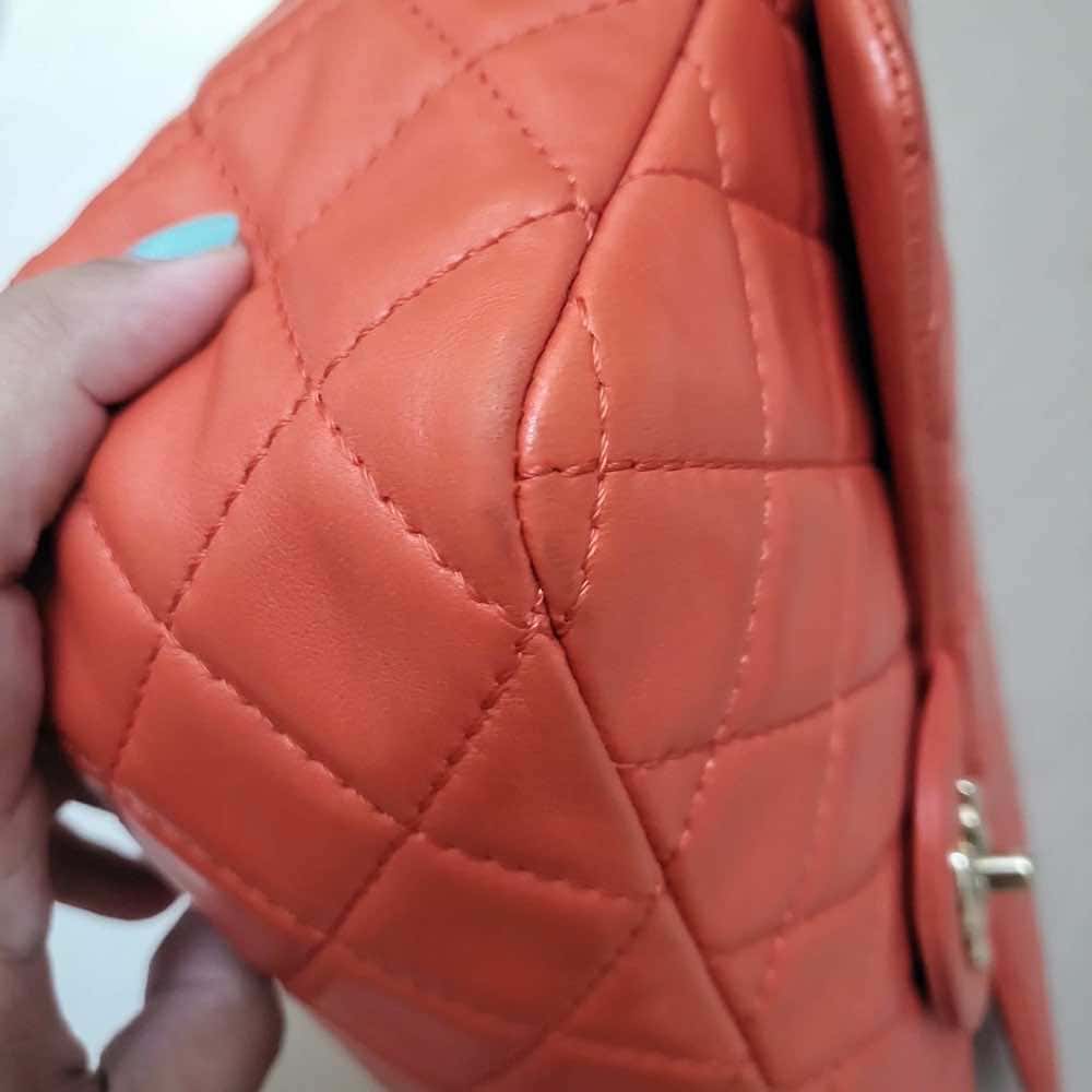 Chanel Classic Flap Red Leather Gold Good - Inside View
