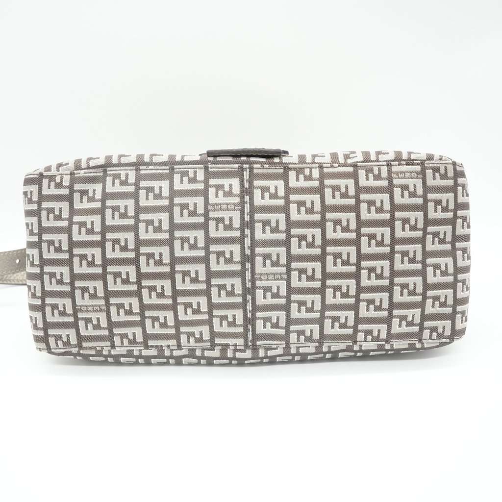 Fendi Zucchino Grey/Silver Shoulder Bag Grey Canvas Good - Inside View
