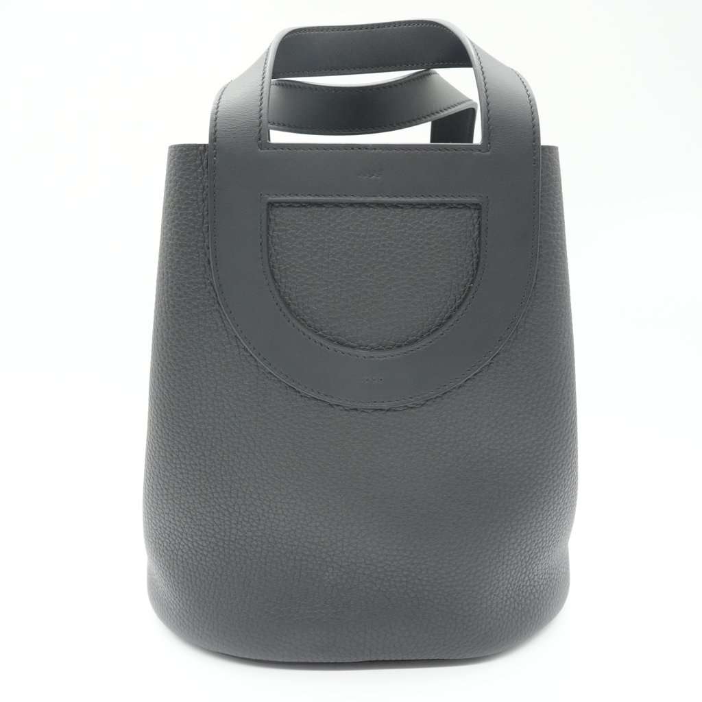 Hermès In The Loop 23 Black Leather Good - Front View