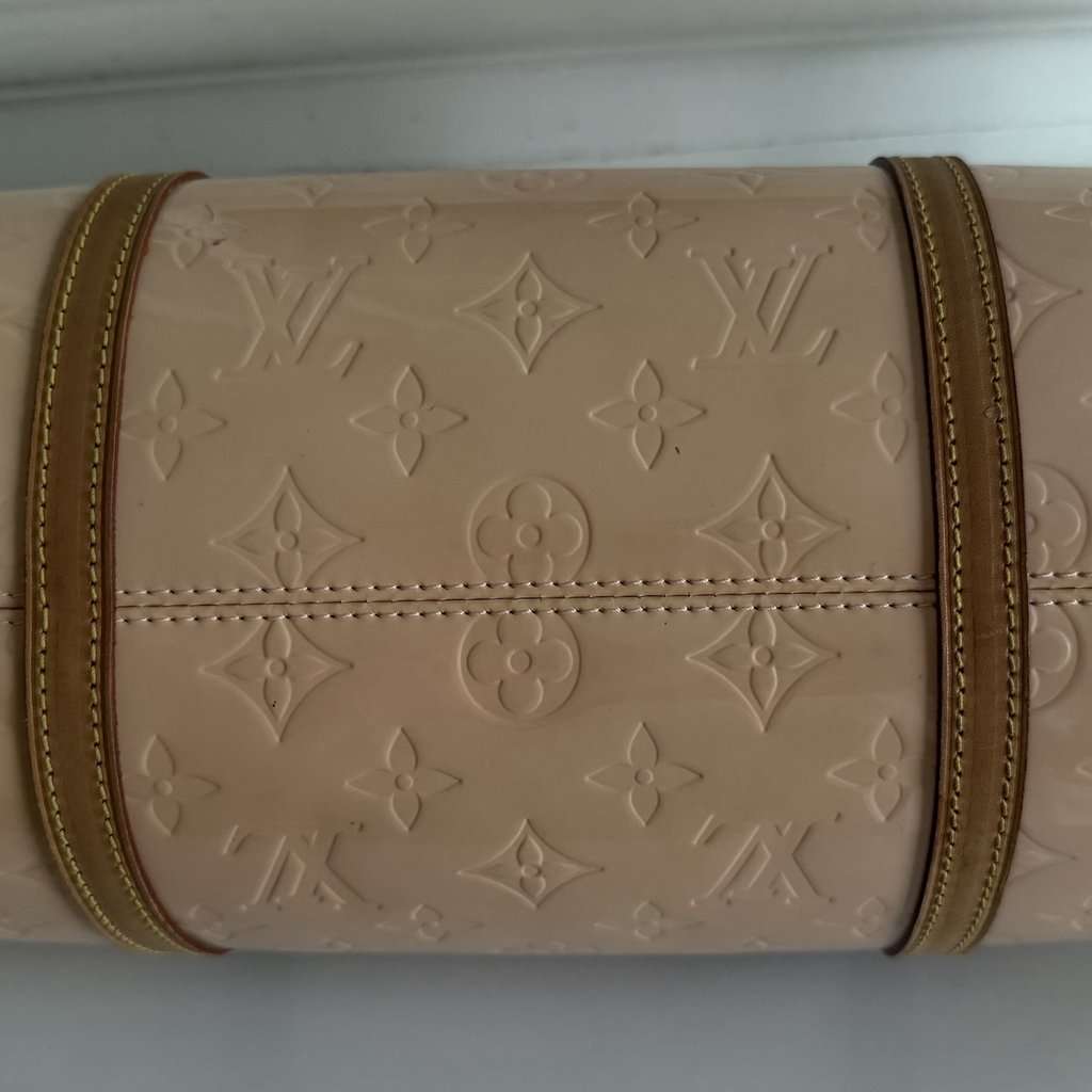 Louis Vuitton 2004 Bedford Beige Leather Good - Inside View