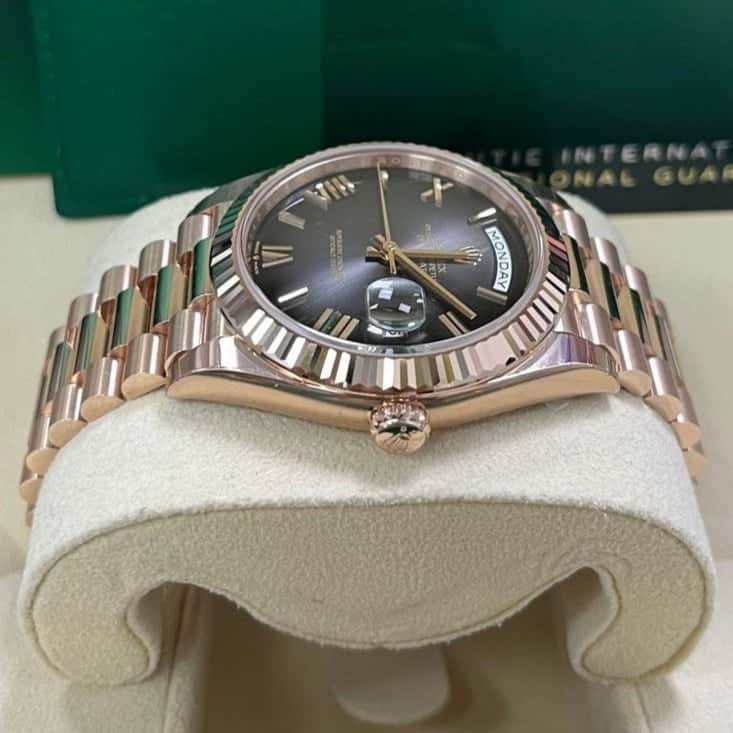 Rolex Day-Date 40 Grey Never worn - Inside View
