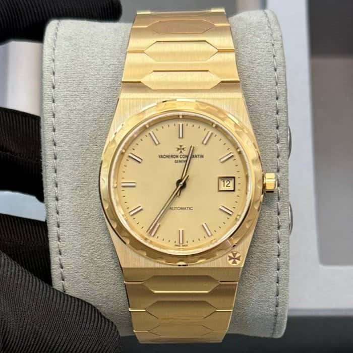 Vacheron Constantin Historiques 222 4200H/222J-B935 37 mm Yellow Gold Gold Never worn - Model View