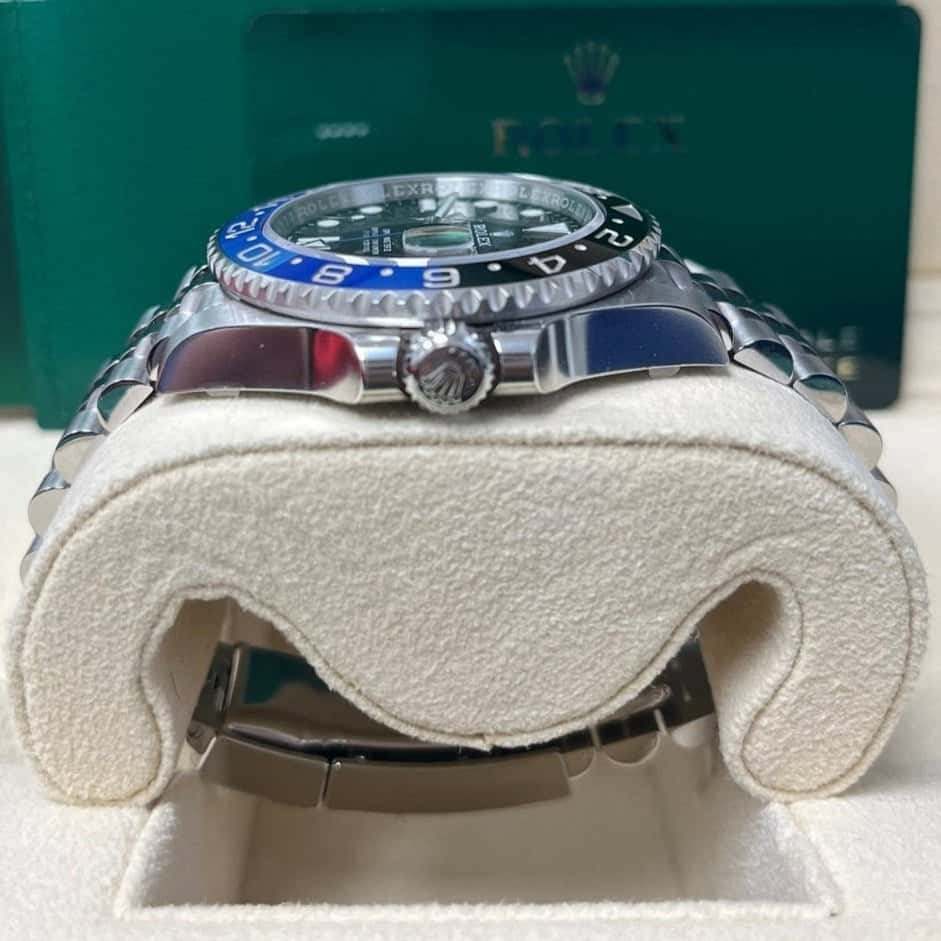 Rolex GMT-Master II 40mm Blue Never worn - Inside View