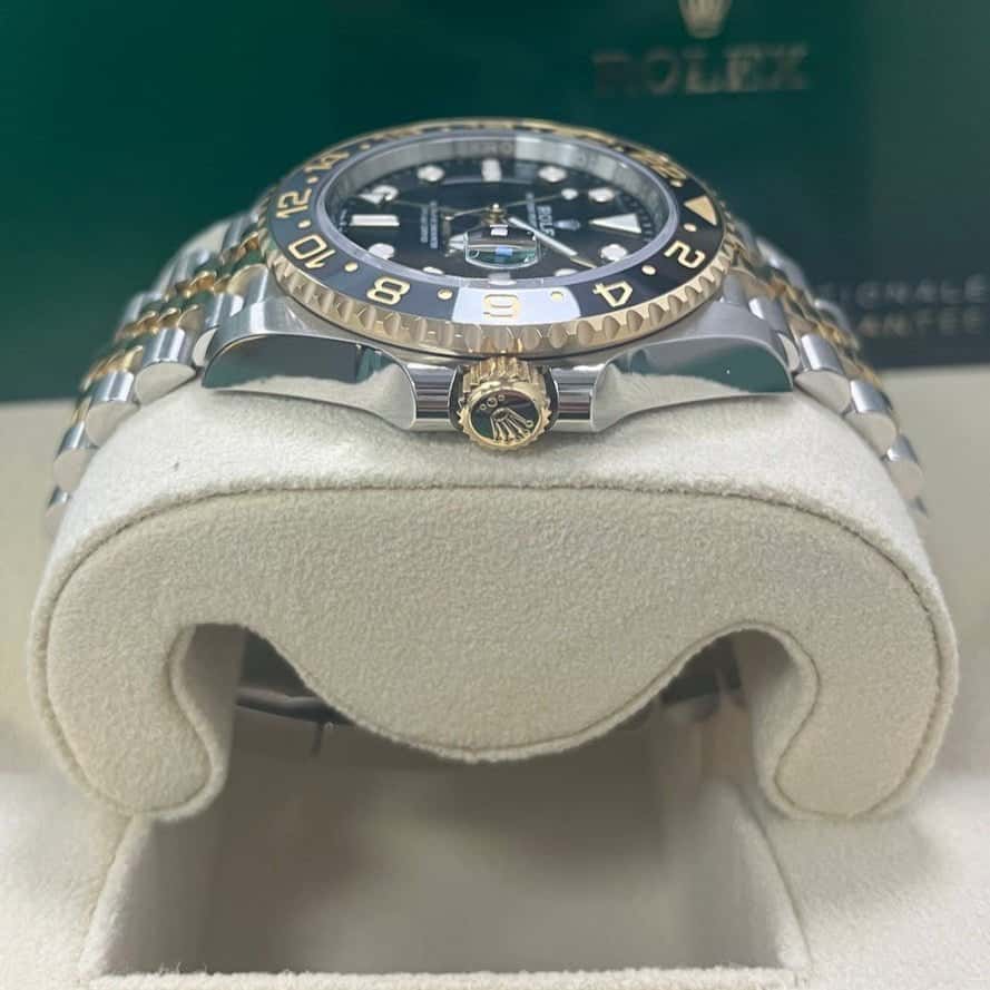 Rolex GMT-Master II 40mm Black Never worn - Inside View