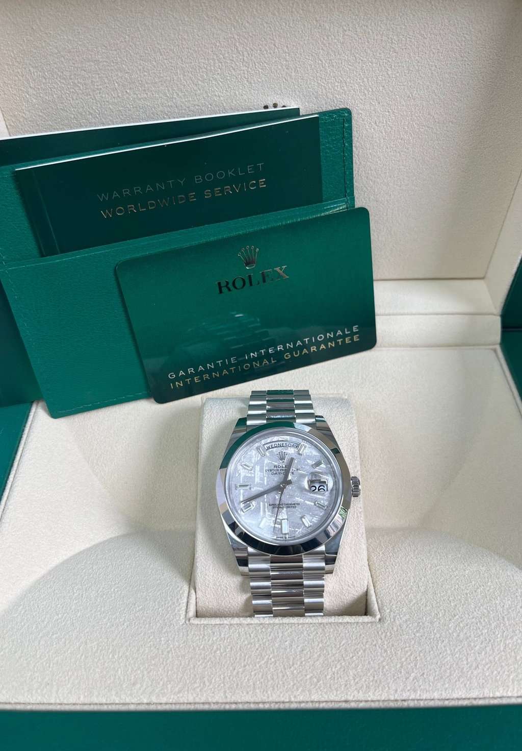 Rolex Day-Date 40 Silver Never worn - Back View
