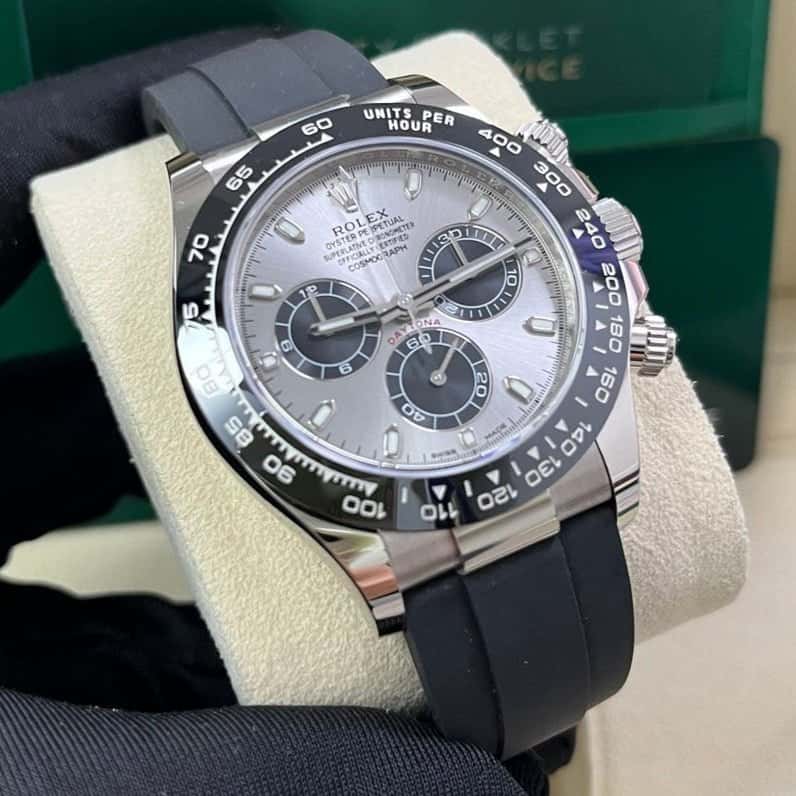Rolex Daytona 40mm Black Never worn - Inside View