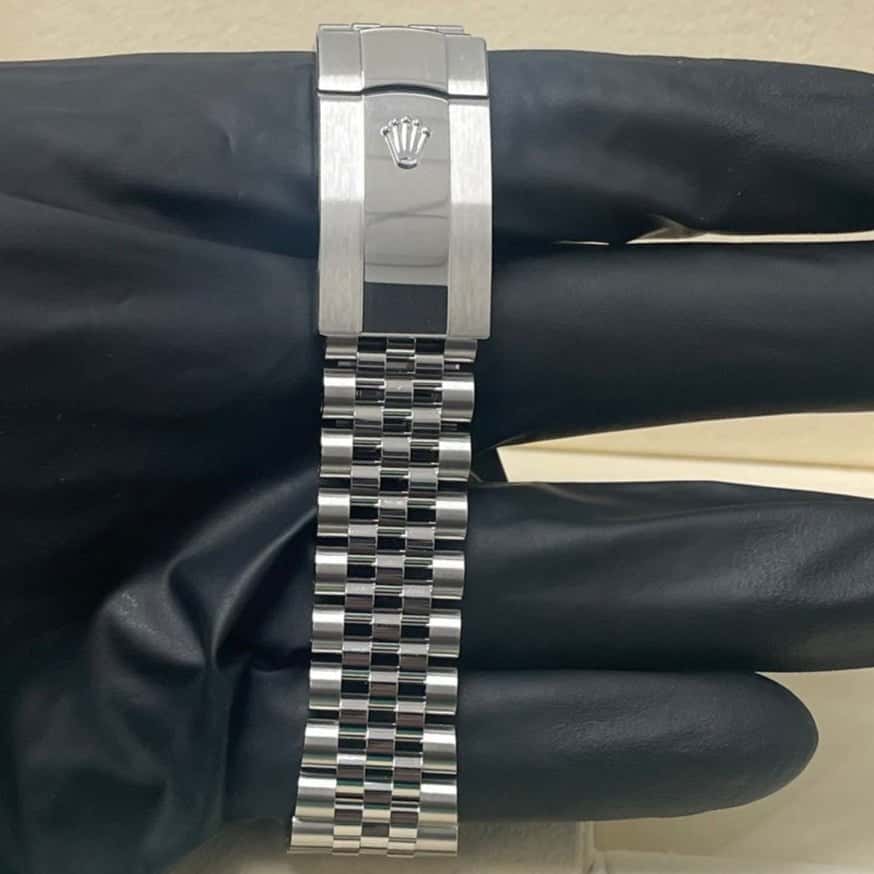 Rolex Datejust 41 White Never worn - Back View
