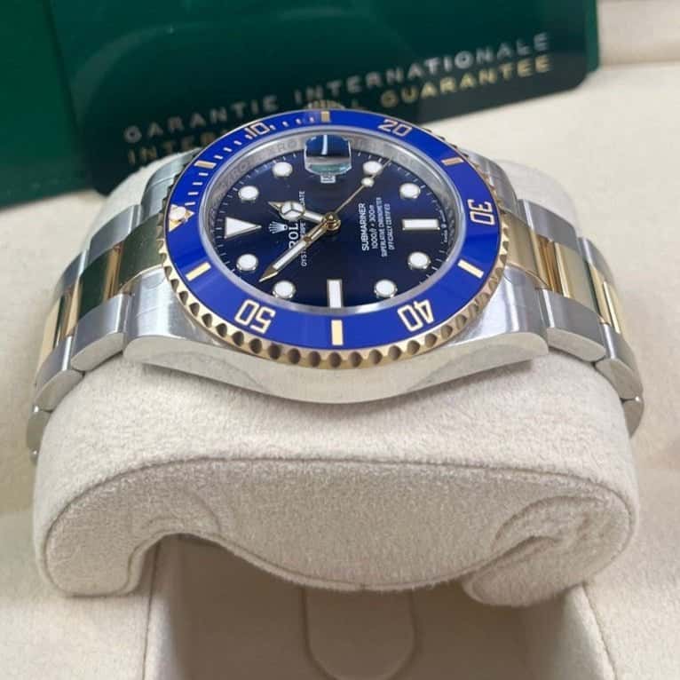Rolex Submariner 41mm Blue Never worn - Back View