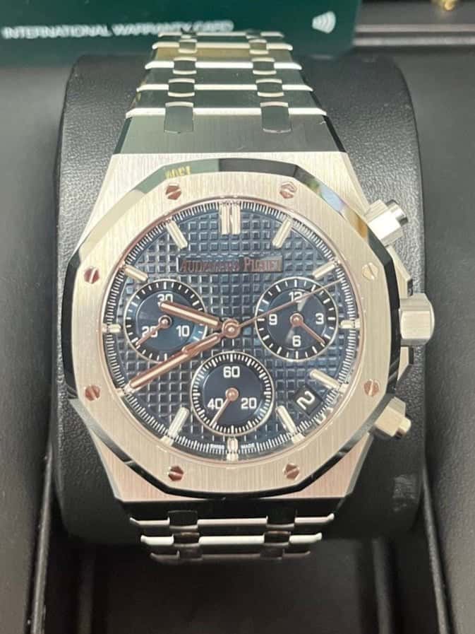Audemars Piguet Royal Oak Chronograph 41mm Blue Never worn - Box View