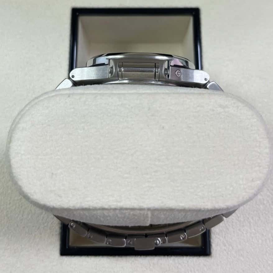 Patek Philippe Nautilus 40mm MultiColor Never worn - Inside View