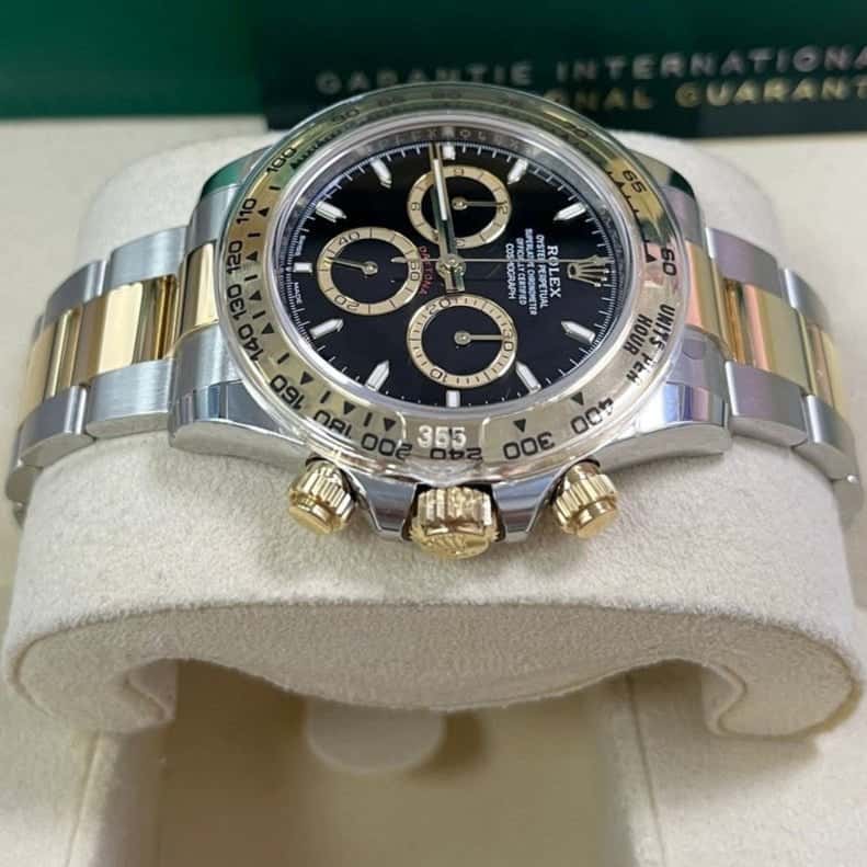 Rolex Daytona 40mm Black Never worn - Back View
