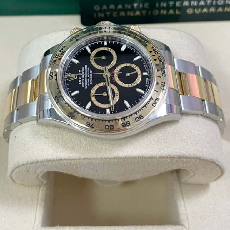 Rolex Daytona 40mm Black Never worn - Inside View
