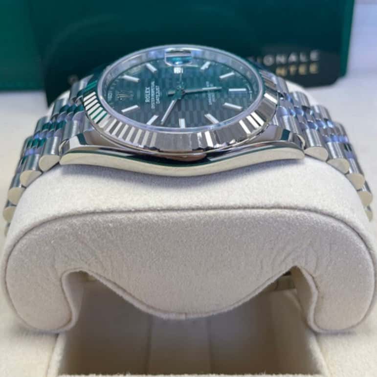 Rolex Datejust 41 Green Never worn - Back View