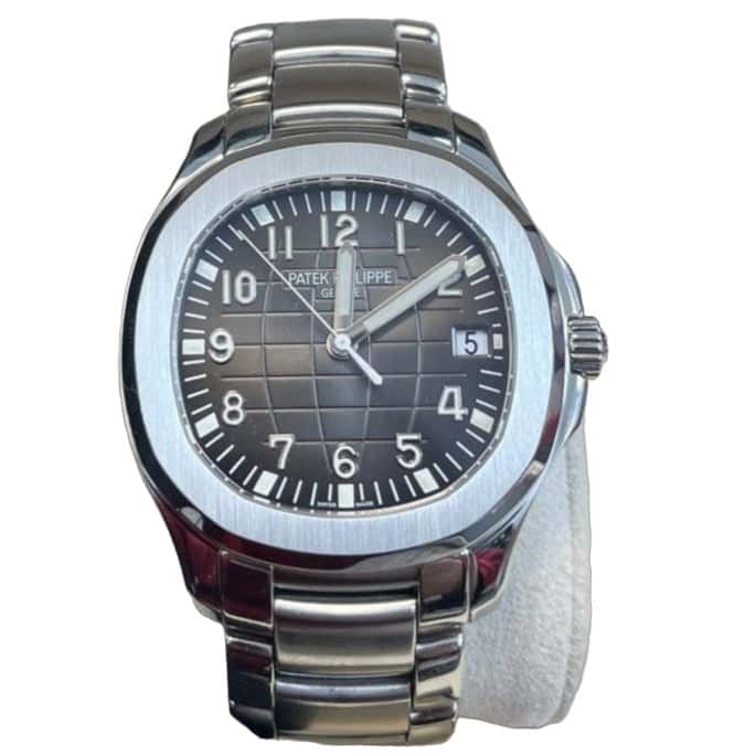 Patek Philippe Aquanaut 40mm Black Never worn - Front View