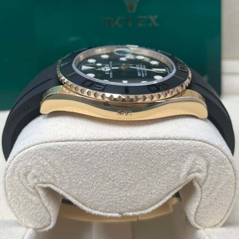Rolex Yacht-Master 42mm Black Never worn - Model View