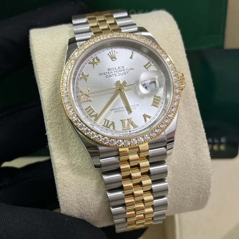 Rolex Datejust 36 Silver Never worn - Model View