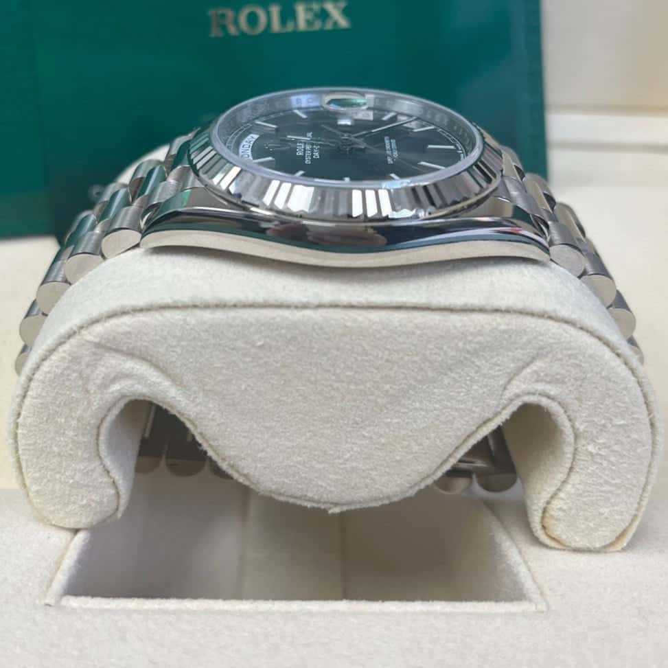 Rolex Day-Date 40 White Never worn - Back View