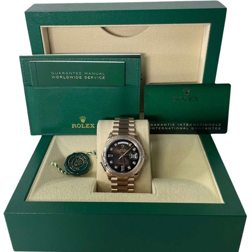 Rolex Everose Gold Day-Date 36 Watch - Fluted Bezel - Brown Ombre´ Diamond Dial - President Bracelet Pink Never worn - Box View