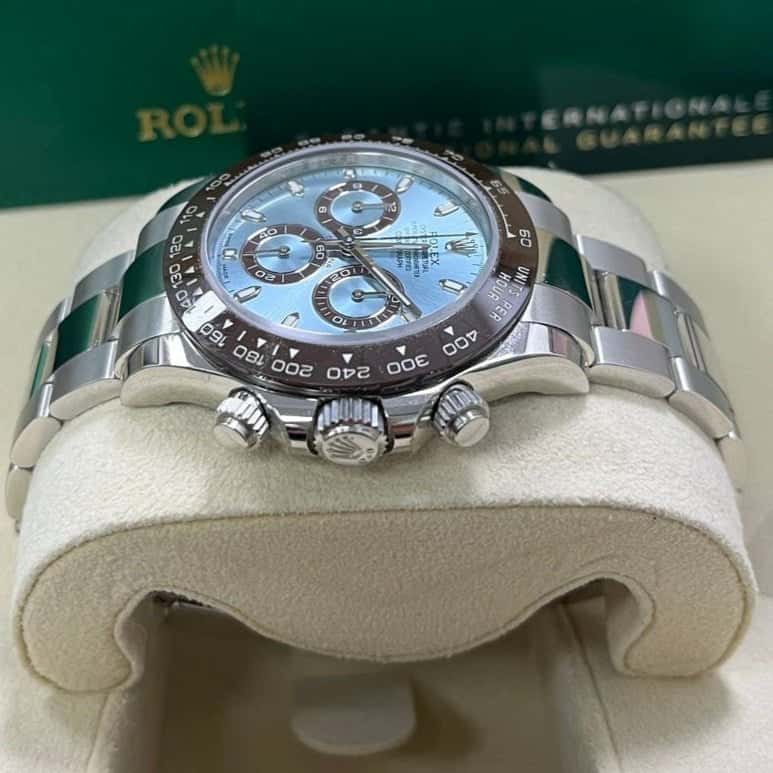 Rolex 950 Platinum Cosmograph Daytona 40 Watch - Ice Blue Index Dial Blue Never worn - Inside View