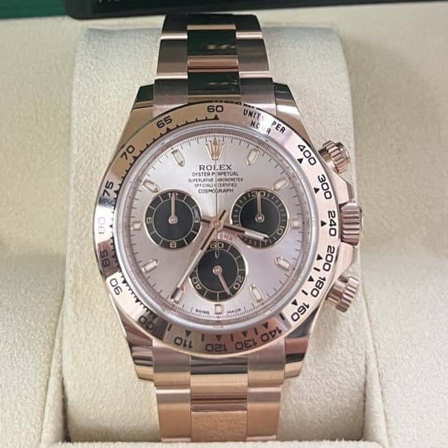 Rolex Daytona 40mm Pink Never worn - Model View