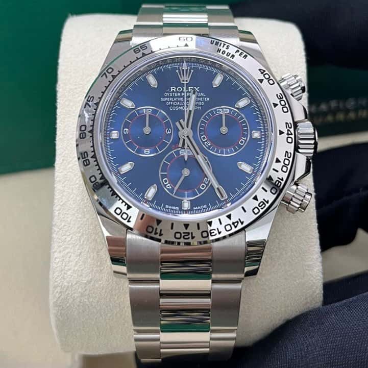 Rolex Daytona 40mm Blue Never worn - Box View
