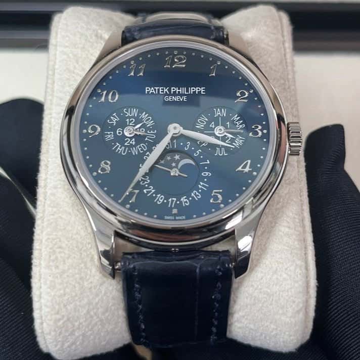 Patek Philippe Grand Complications 39mm Blue Never worn - Box View