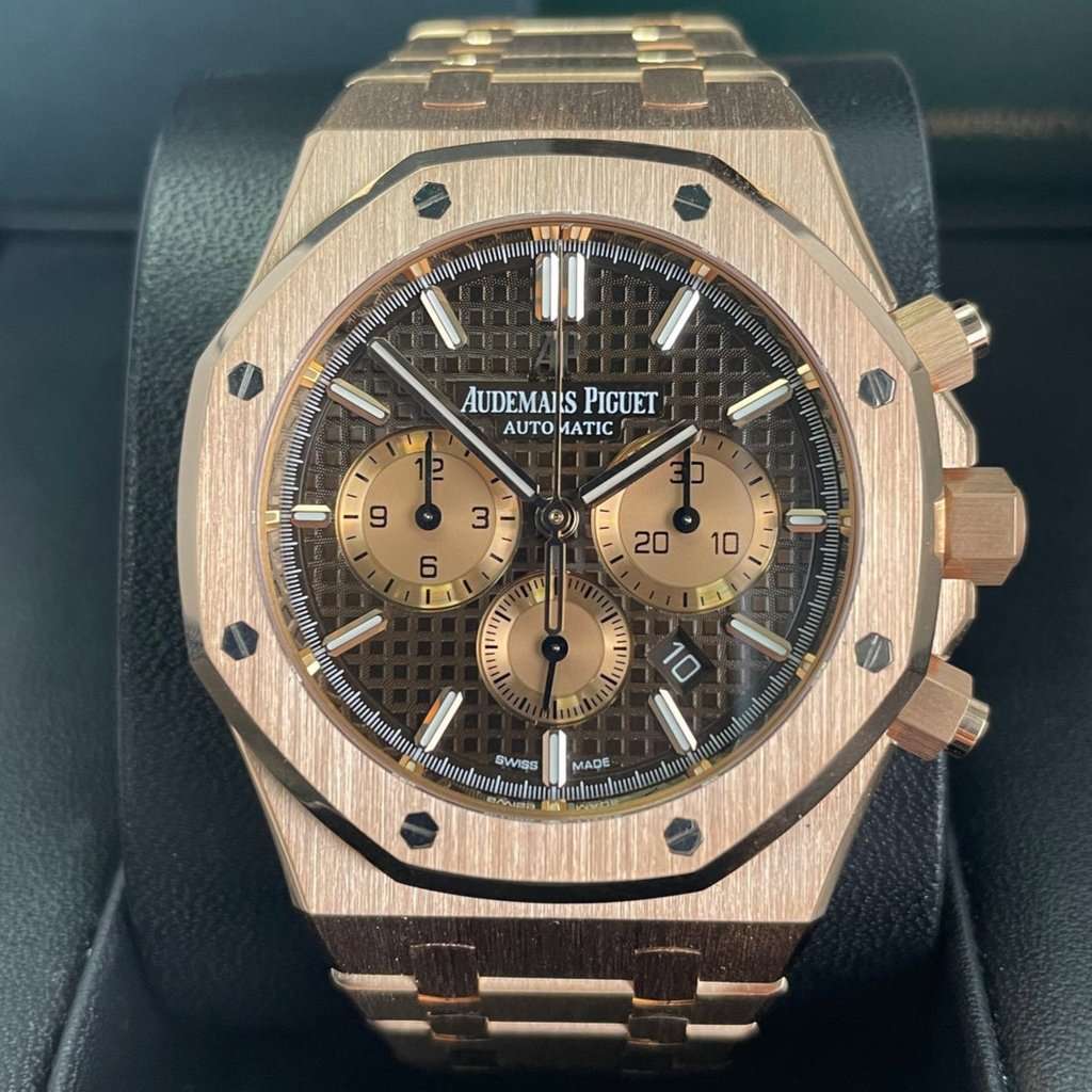 Audemars Piguet Royal Oak Selfwinding Chronograph 41mm Pink Never worn - Inside View