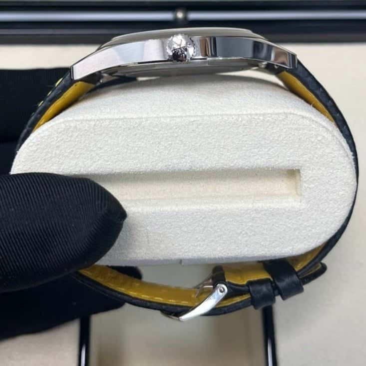 Patek Philippe Calatrava 40mm MultiColor Never worn - Model View