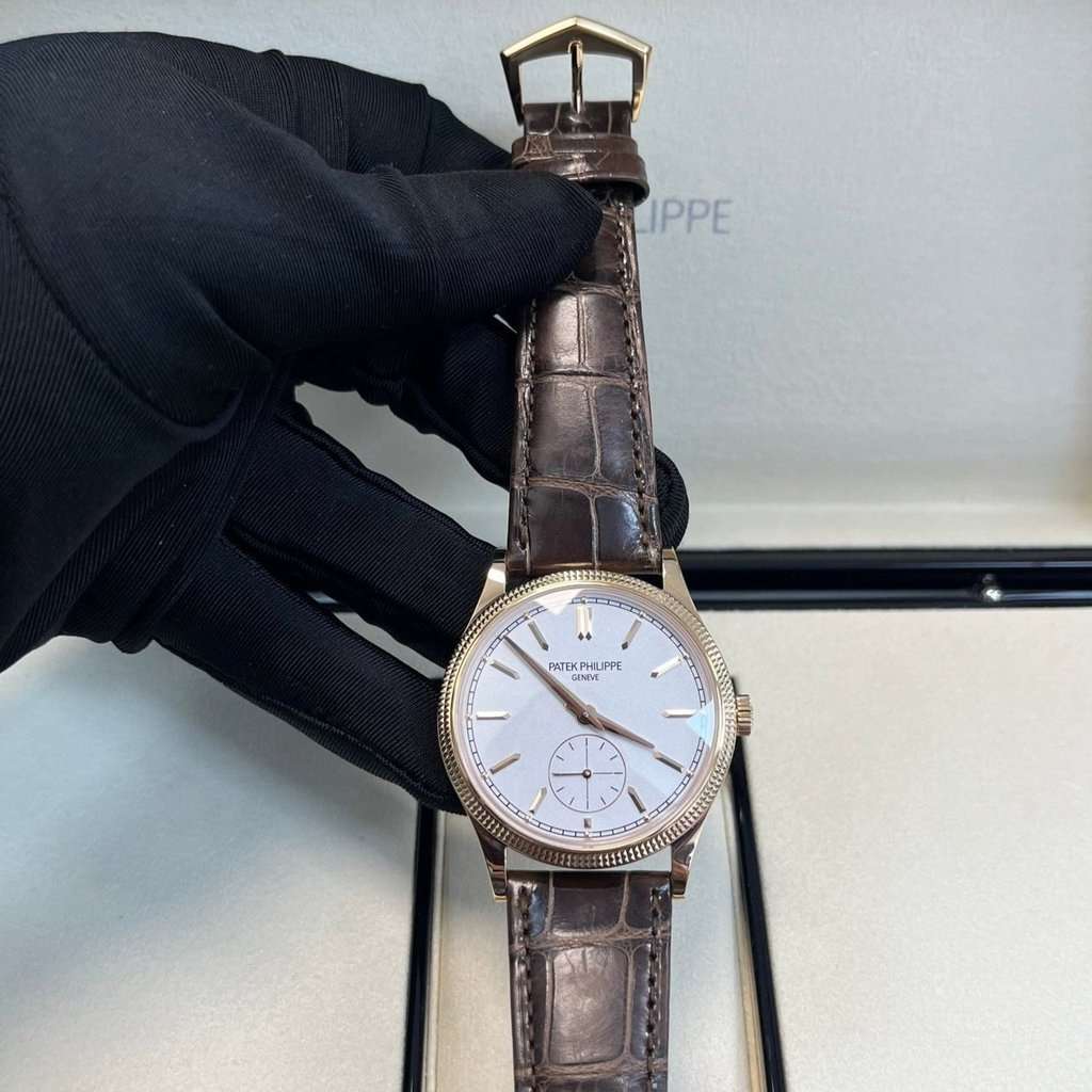 Patek Philippe Calatrava 39mm MultiColor Never worn - Back View