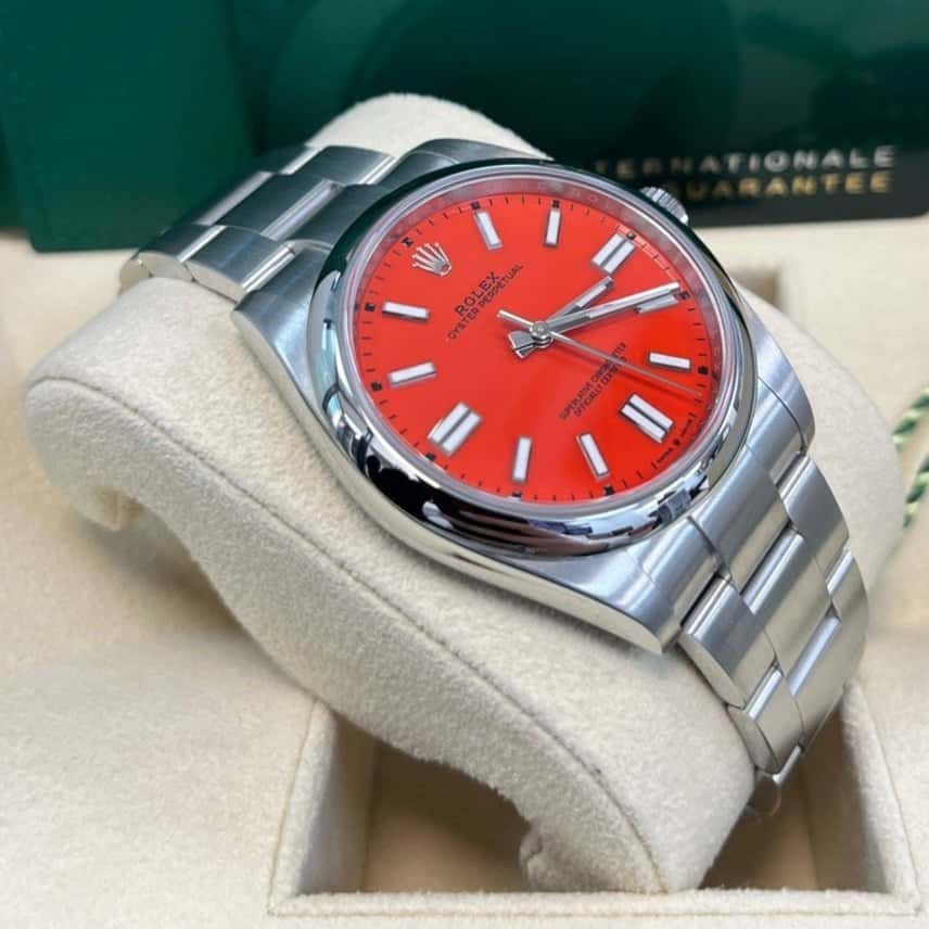 Rolex Oyster Perpetual 41mm Red Never worn - Model View