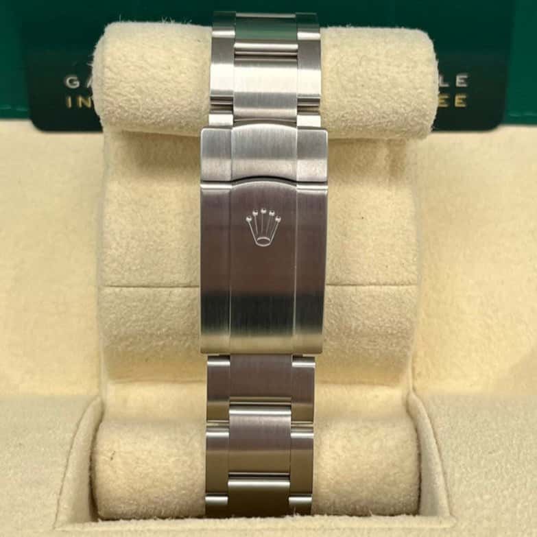 Rolex Air King Black Dial 116900 40mm Black Never worn - Model View