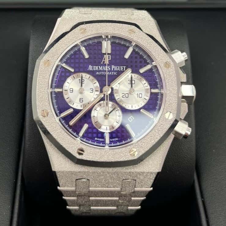 Audemars Piguet Royal Oak Selfwinding Chronograph 41mm White Never worn - Back View