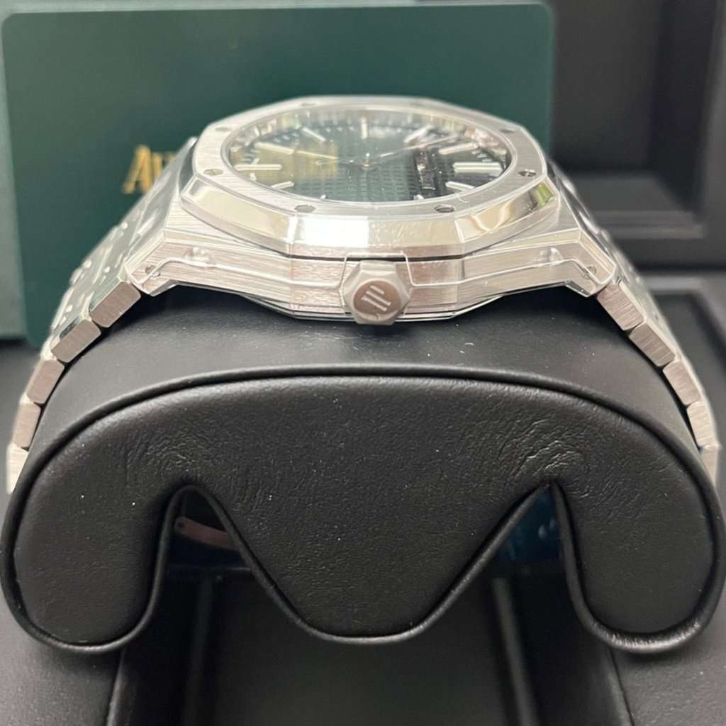 Audemars Piguet Royal Oak Selfwinding 41mm Green Never worn - Back View