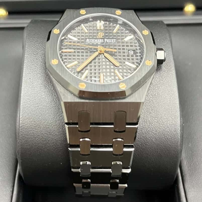 Audemars Piguet Royal Oak Selfwinding 34mm Black Never worn - Inside View