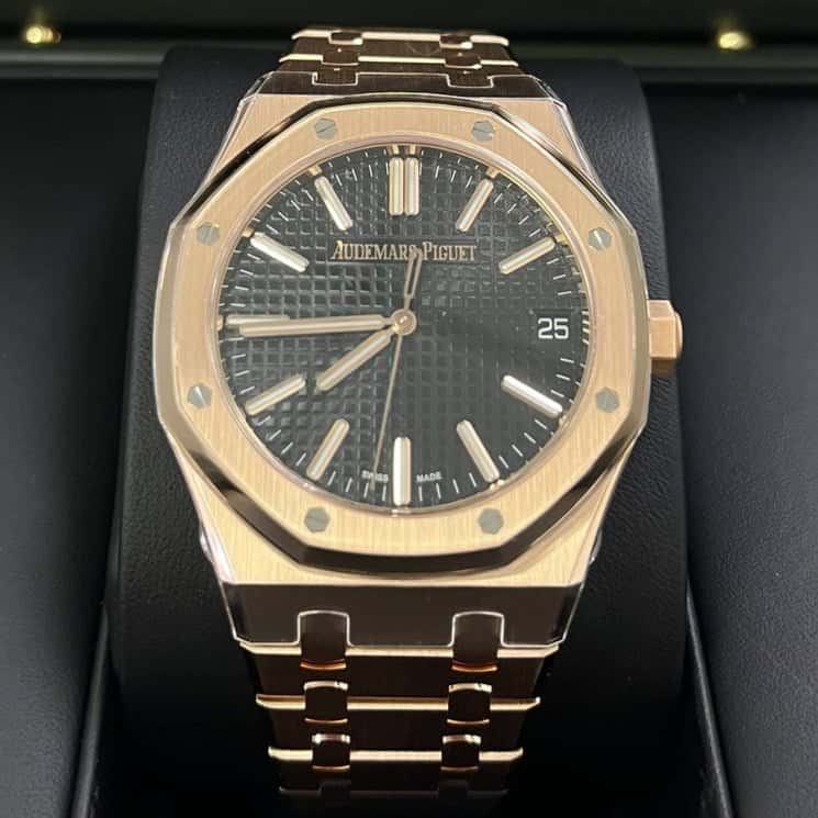 Audemars Piguet Royal Oak 41mm Pink Never worn - Inside View