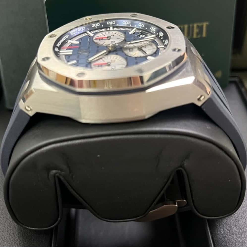 Audemars Piguet Royal Oak Offshore 43mm MultiColor Never worn - Inside View