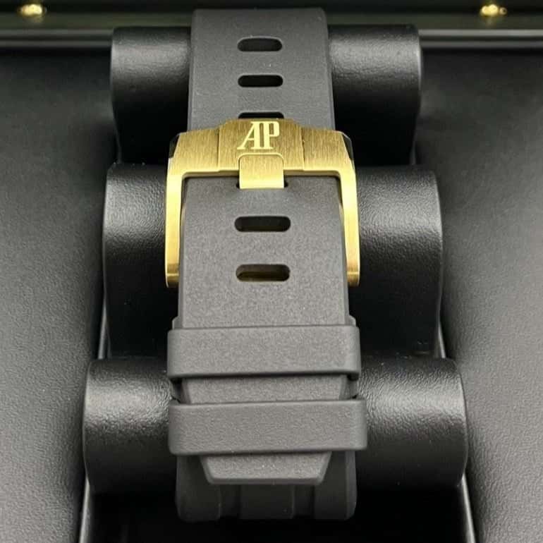 Audemars Piguet Royal Oak Offshore 44mm MultiColor Never worn - Back View