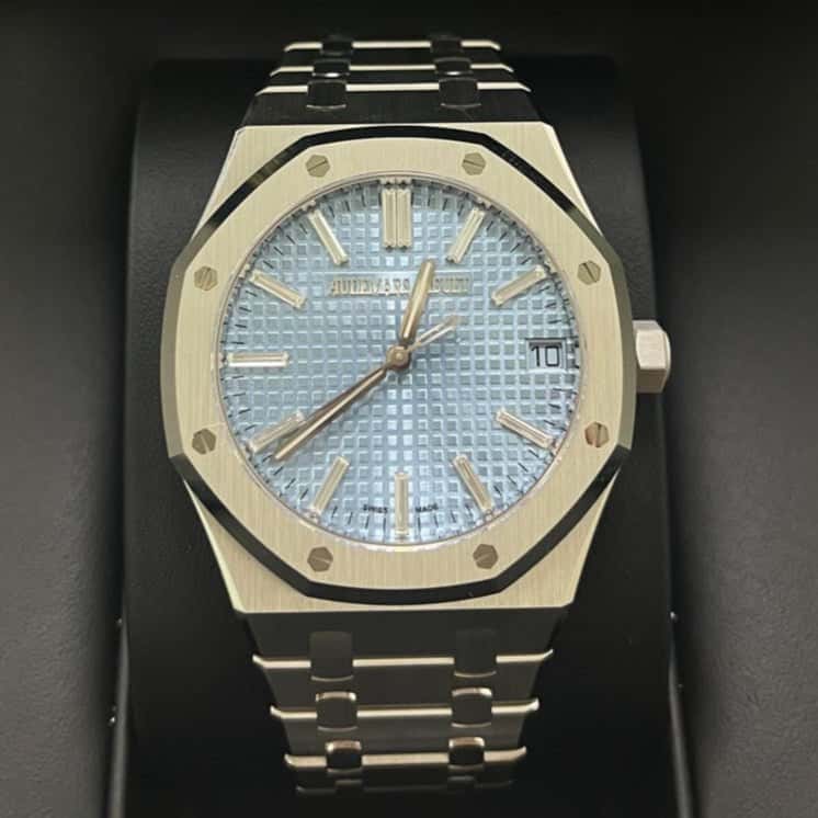 Audemars Piguet Royal Oak 41mm Blue Never worn - Inside View