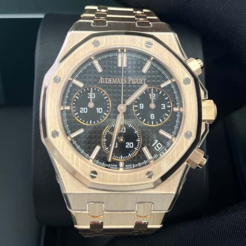Audemars Piguet Royal Oak Chronograph 41mm Pink Never worn - Inside View