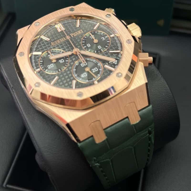 Audemars Piguet Royal Oak Chronograph 41mm Green Never worn - Inside View