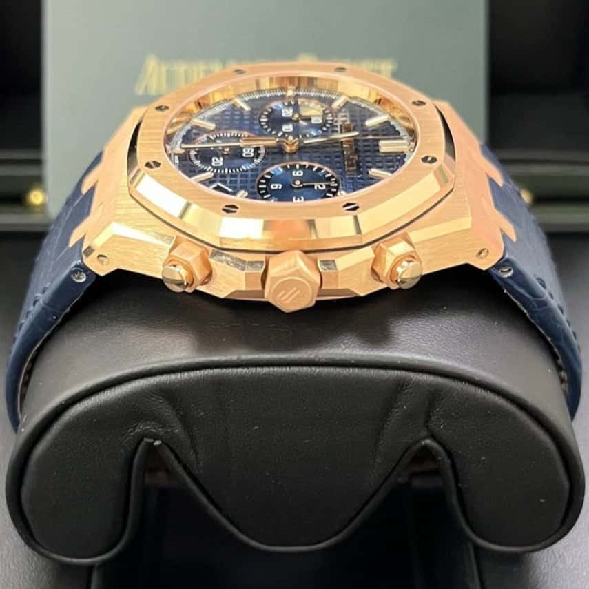 Audemars Piguet Royal Oak Chronograph 41mm Pink Never worn - Inside View