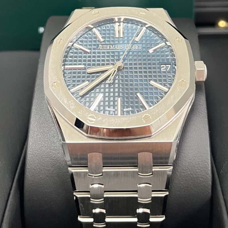 Audemars Piguet Royal Oak 41mm Blue Never worn - Back View
