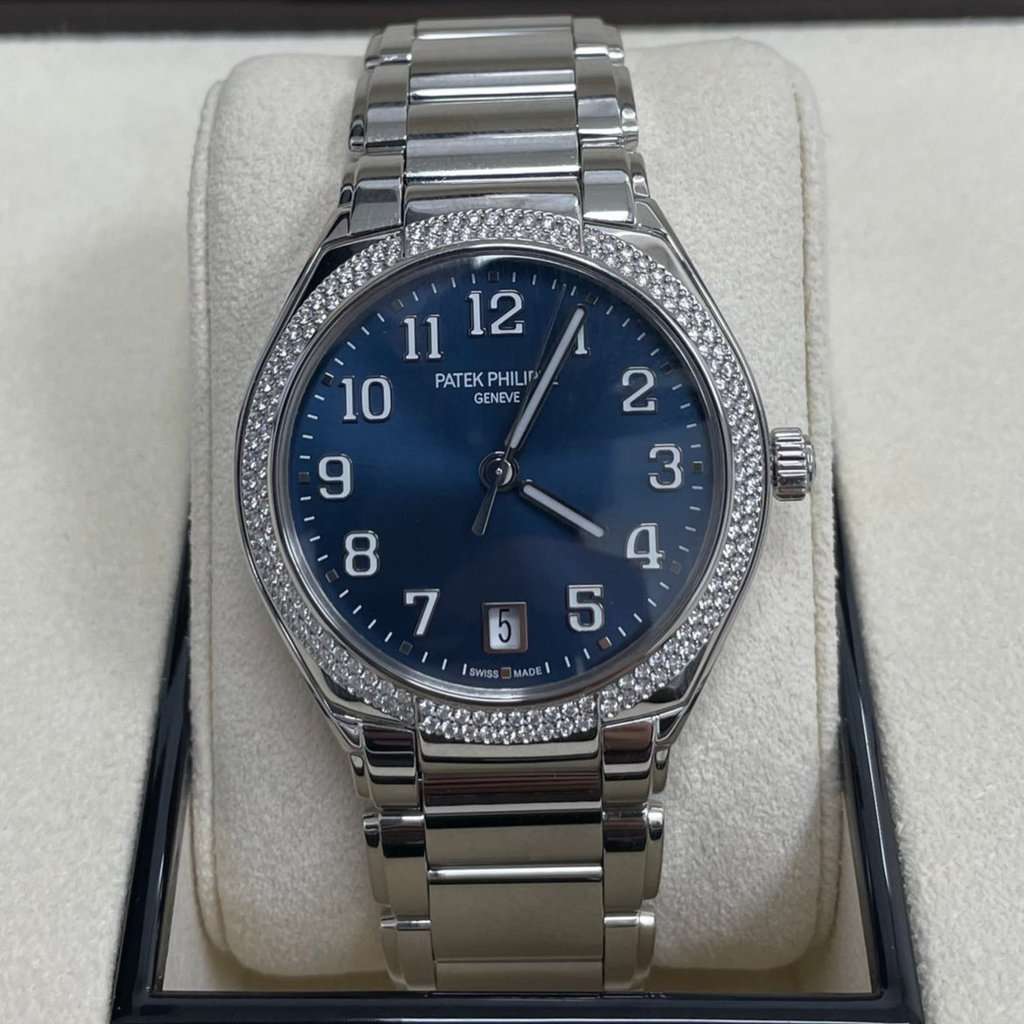 Patek Philippe Twenty~4 36mm Blue Never worn - Inside View