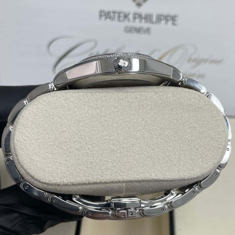 Patek Philippe Twenty~4 36mm Blue Never worn - Box View